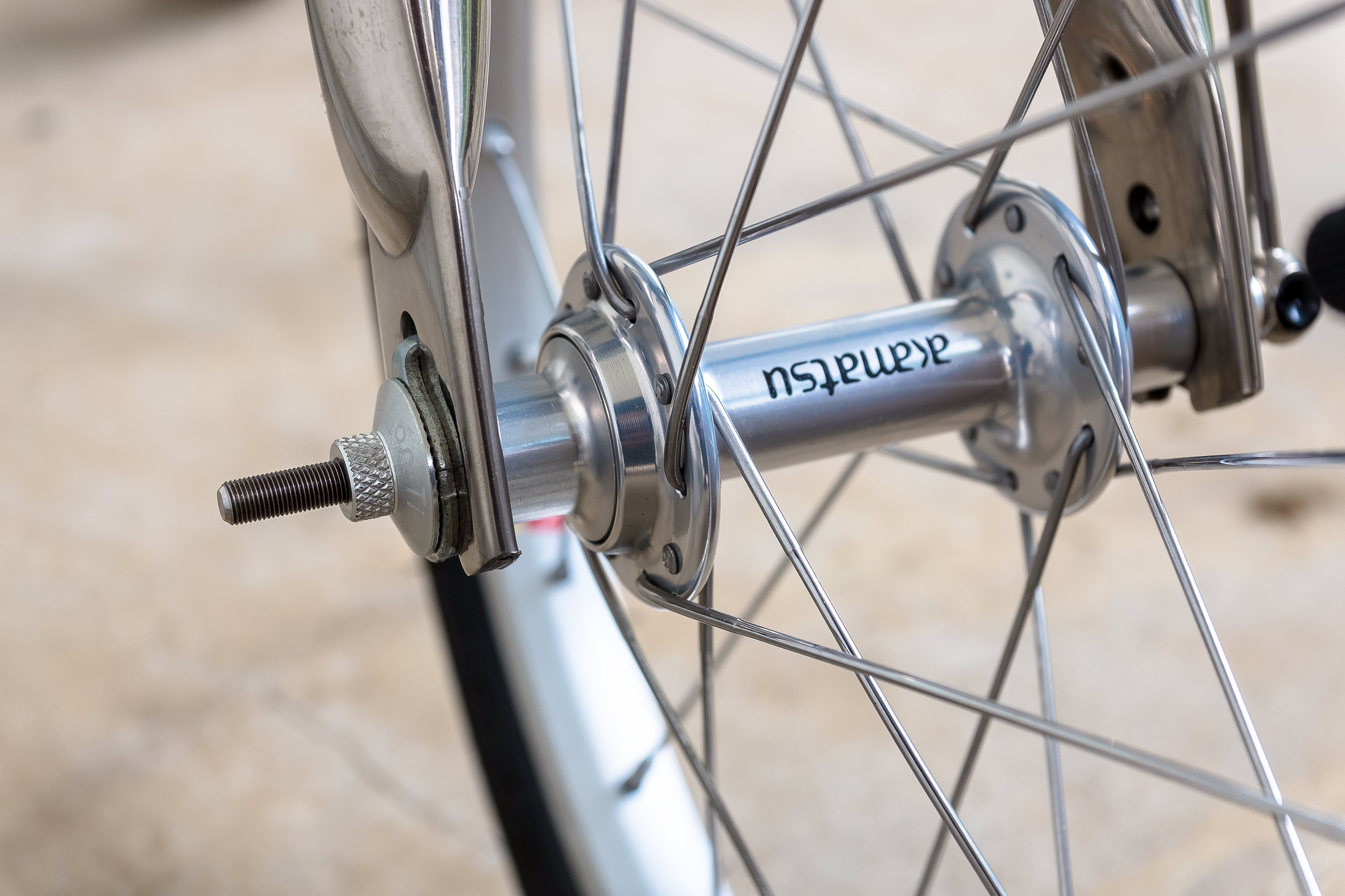 クイックリリースとスキュワー、スルーアクスルの違い・メリット・デメリット | TiresWheels(タイヤ・ホイール) | 自転車メンテナンス総合サイト  「自転車MENTEX -メンテク-」