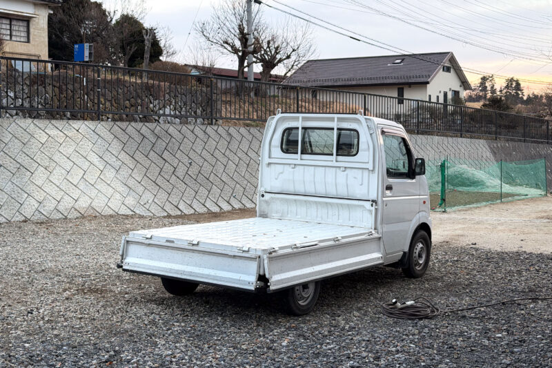 軽トラもたまには綺麗に