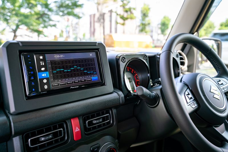 カーオーディオはうるさくない程度に鳴っていればOK