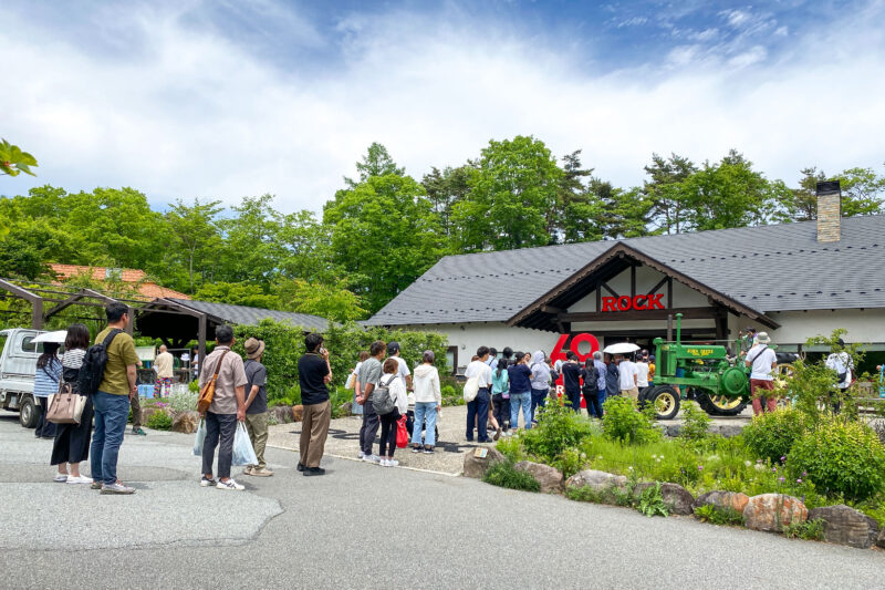 萌木の村のMOEGI ガーデンマルシェに行く